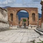 ROMAN ARCH. POMPEII