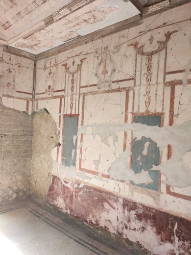 4th style fresco. Alcove of the House of the Black Hall, Herculaneum